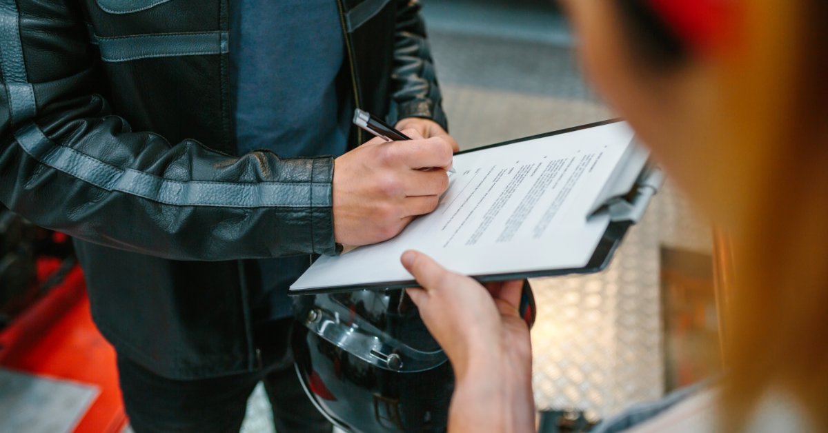 Cruiser vs. Sport Bike Insurance: Which Costs Less?